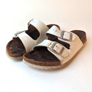 Cushionaire Sandals - 8.5